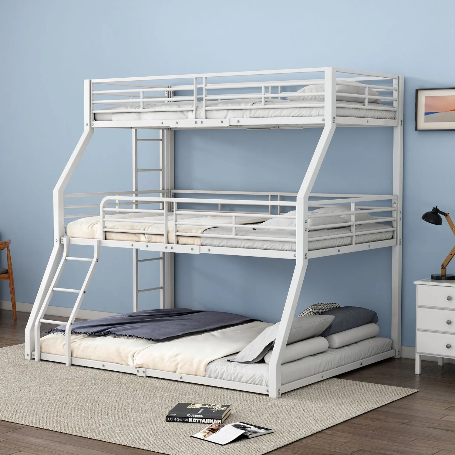 Etagenbett Metall mit 3 Schlafplätzen & 2 Leitern, 90x200 cm, Weiß, ohne Matratze